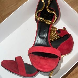 Red and gold Versace heels 39